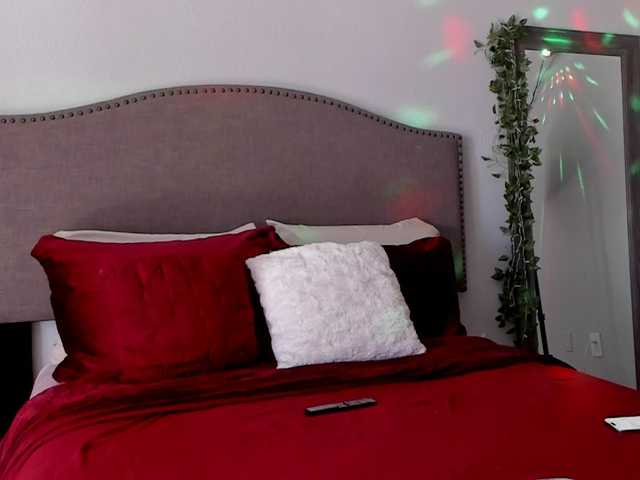 Yiauana live cam on BongaCams