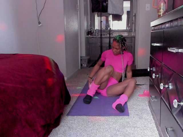yiauna live cam on BongaCams