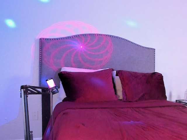 Yiauana live cam on BongaCams