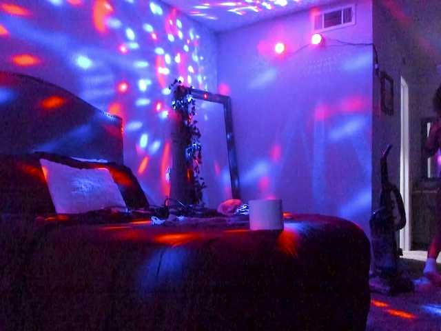 Yiauana live webcam show