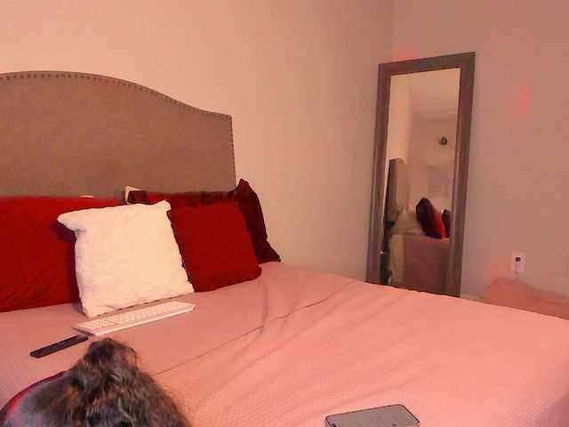 Yiauana's BongaCams show and profile