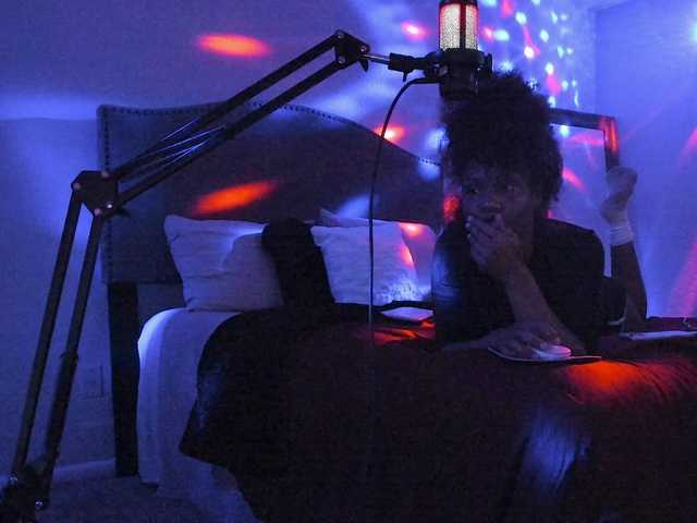 Yiauana live cam on BongaCams
