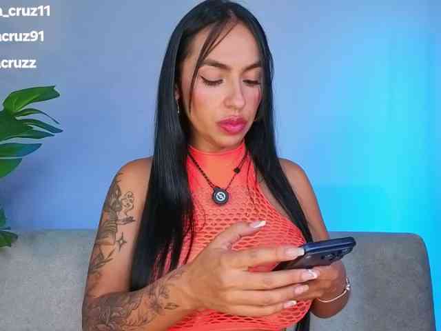 alina-cruz webcam