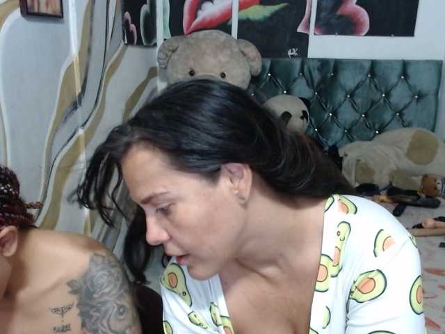 Manazahot99 live cam on BongaCams