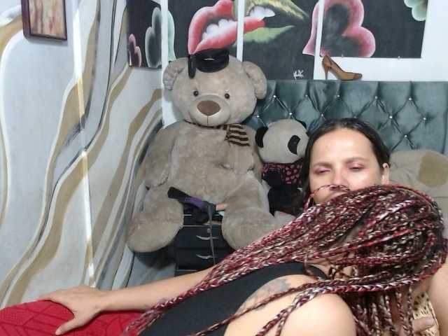 Manazahot99 live cam on BongaCams
