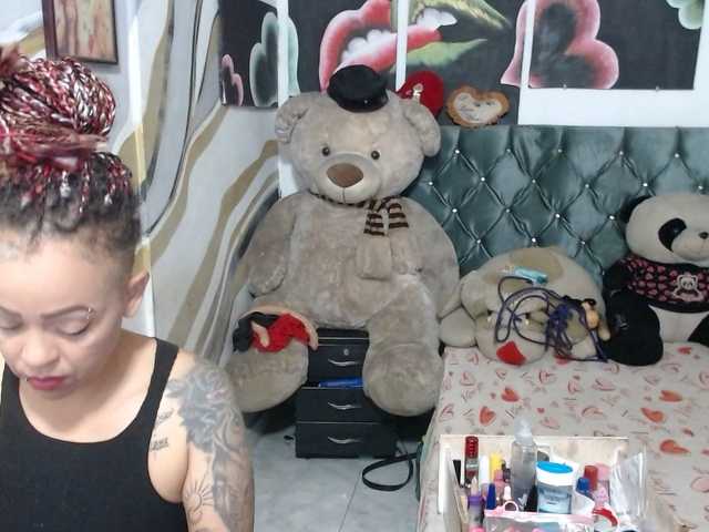 Manazahot99 live cam on BongaCams