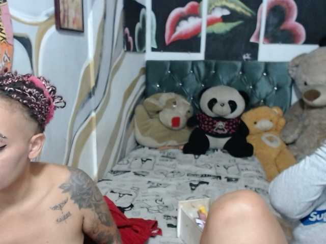 Manazahot99 live cam on BongaCams