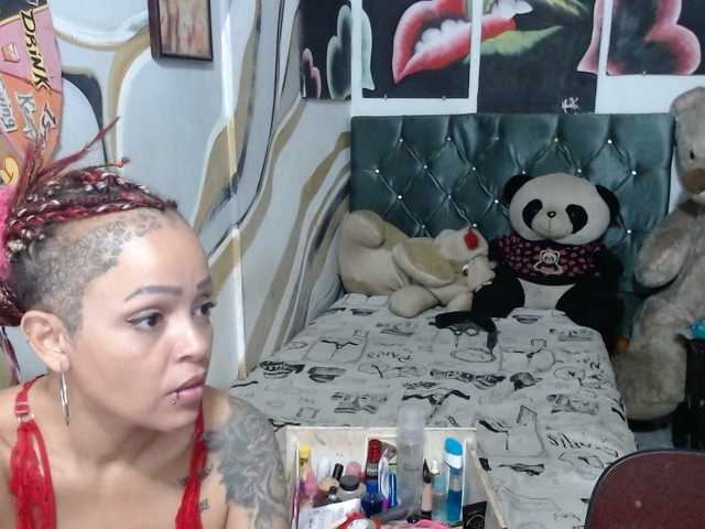 Manazahot99 live cam on BongaCams