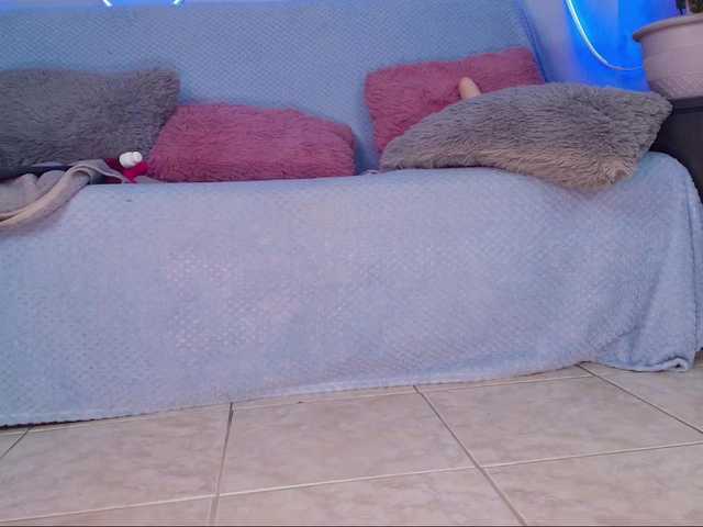giordanapinoo live cam on BongaCams