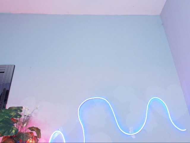 giordanapinoo live cam on BongaCams