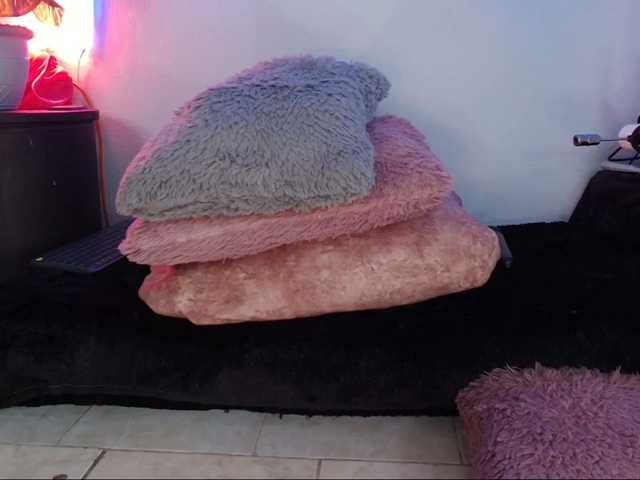 giordanapinoo, en vivo ahora en BongaCams