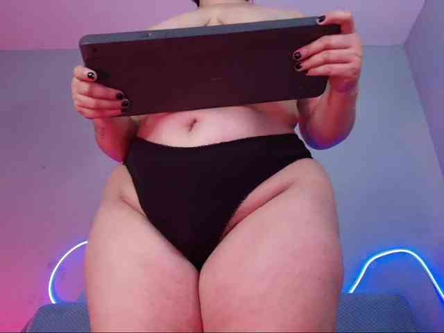 giordanapinoo Live Webcam on BongaCams