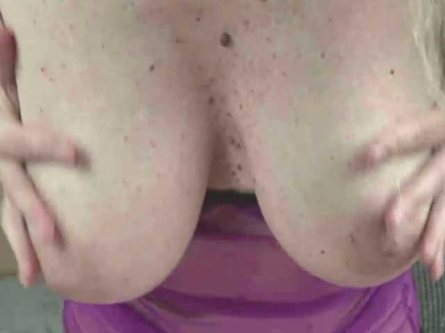 AngelCumsxxx live cam on BongaCams