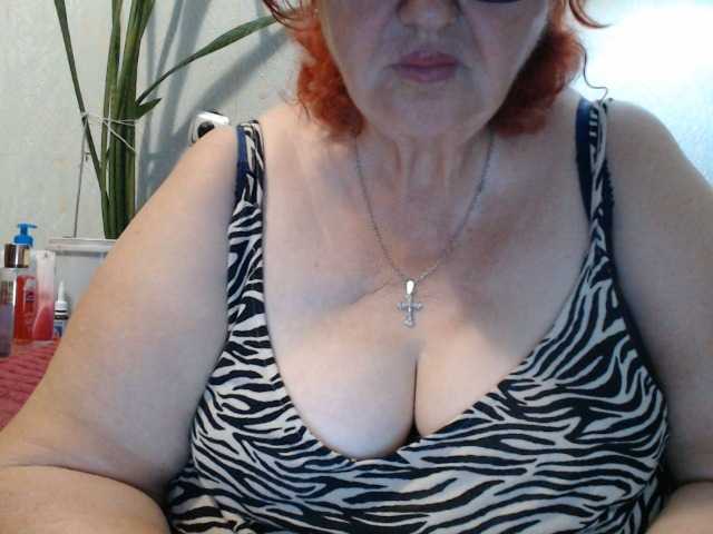 PeggySoft live cam on BongaCams