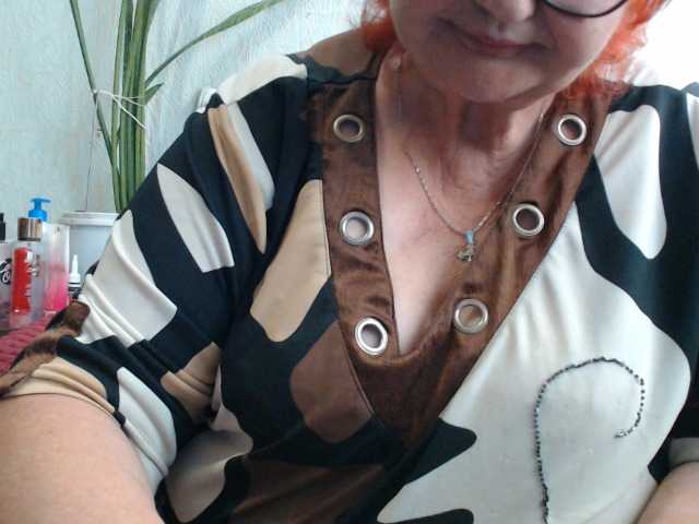PeggySoft live cam on BongaCams