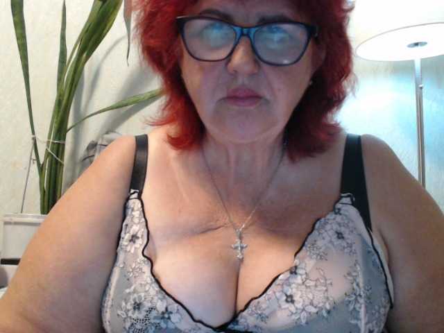 PeggySoft live cam on BongaCams