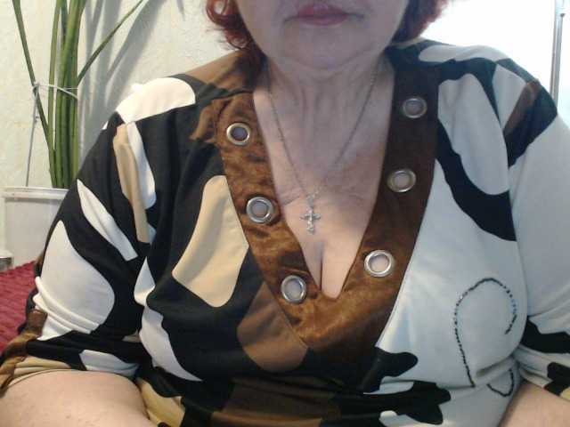 PeggySoft's BongaCams show and profile