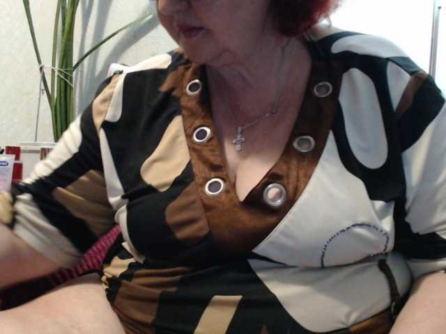 PeggySoft live cam on BongaCams