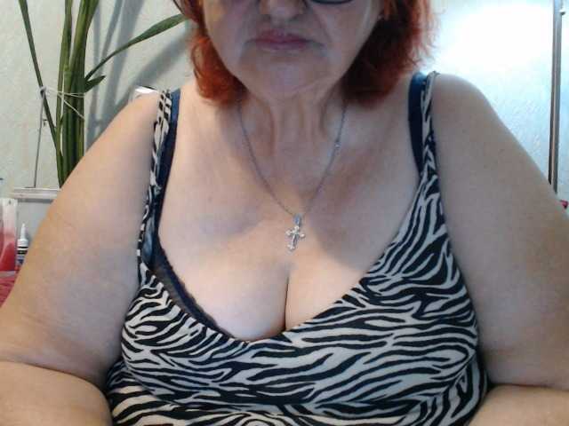 PeggySoft live cam on BongaCams
