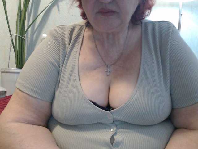 PeggySoft's BongaCams show and profile