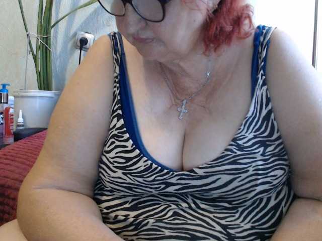 PeggySoft live cam on BongaCams