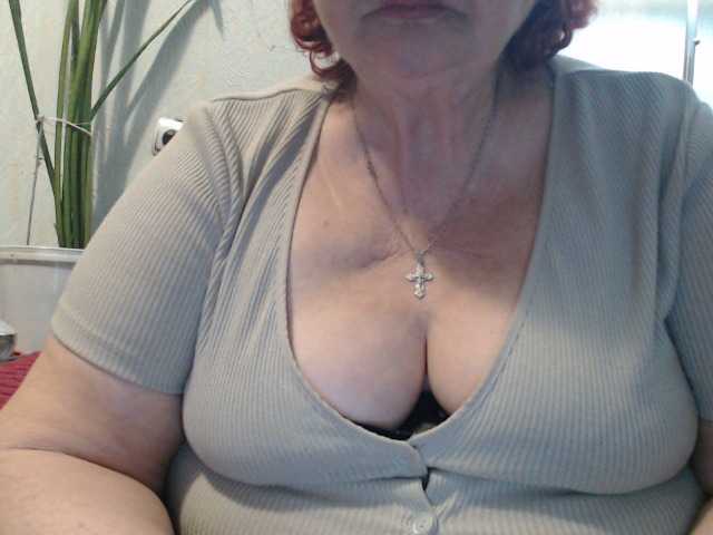 PeggySoft's BongaCams show and profile