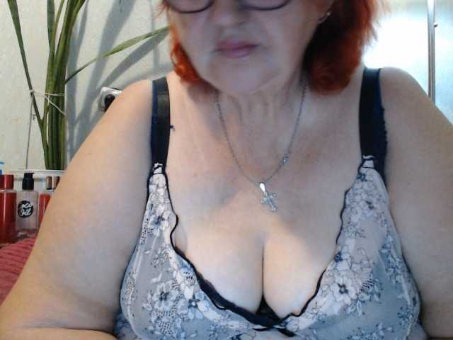 PeggySoft live cam on BongaCams