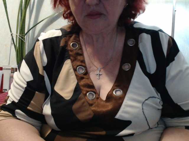 PeggySoft live cam on BongaCams