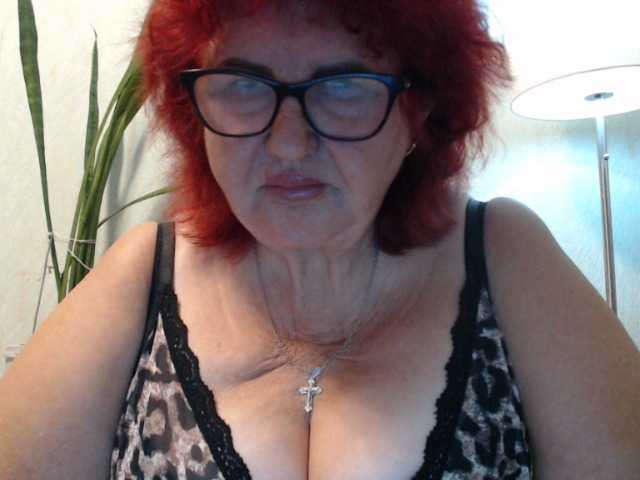 PeggySoft live cam on BongaCams