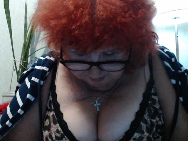 PeggySoft live cam on BongaCams