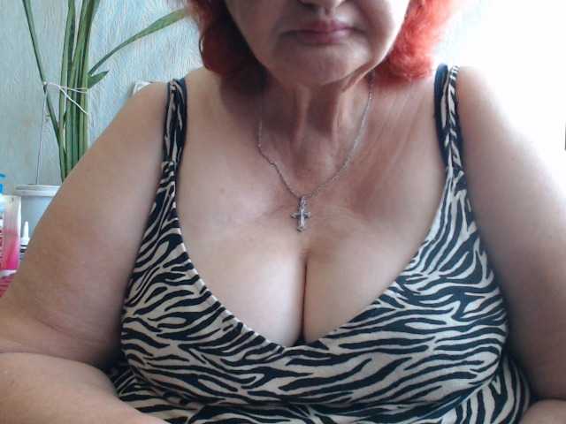 PeggySoft live cam on BongaCams
