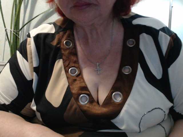 PeggySoft live cam on BongaCams