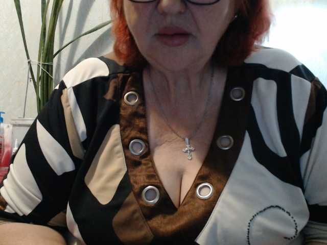 PeggySoft live cam on BongaCams