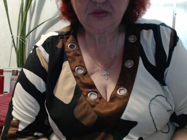 PeggySoft live cam on BongaCams