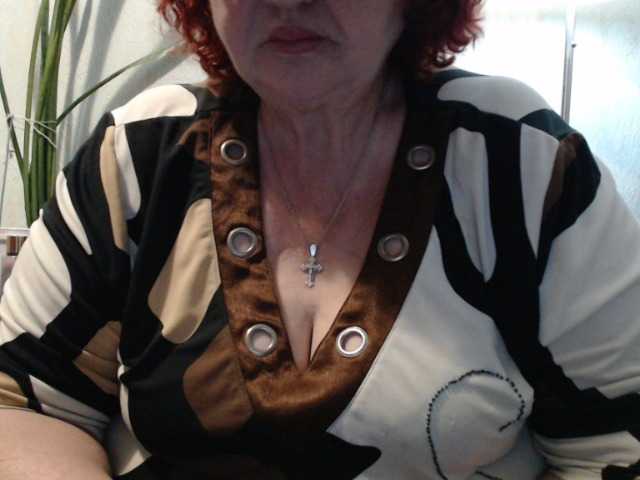 PeggySoft live cam on BongaCams