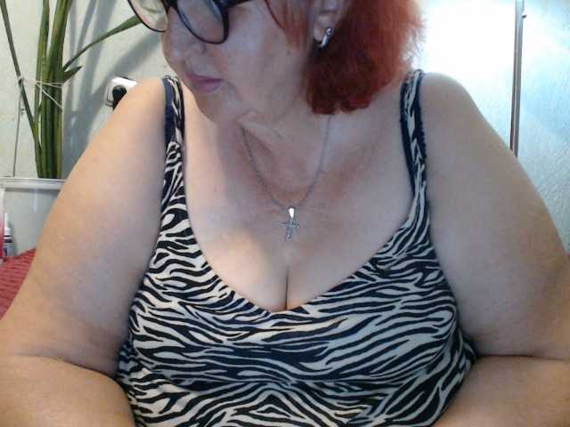 PeggySoft live cam on BongaCams