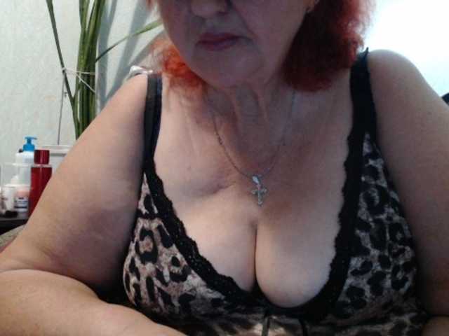 PeggySoft live cam on BongaCams