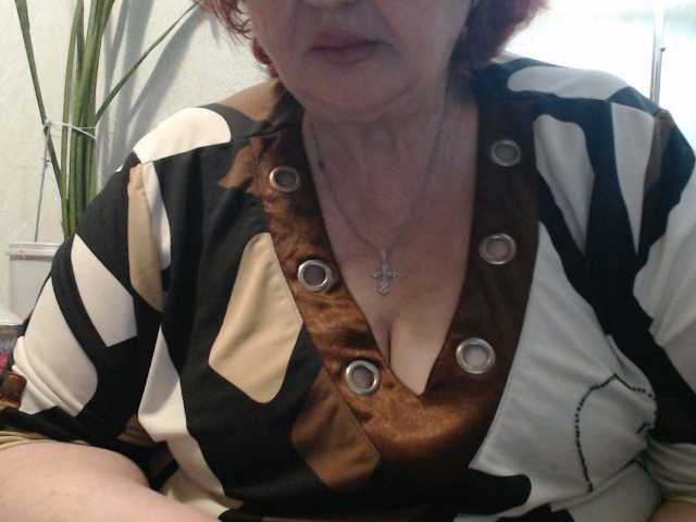 PeggySoft's BongaCams show and profile