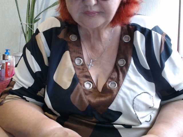 PeggySoft live cam on BongaCams