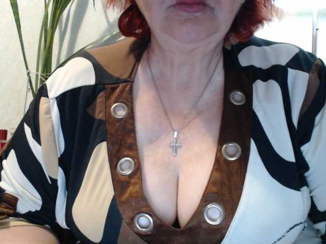 PeggySoft live cam on BongaCams