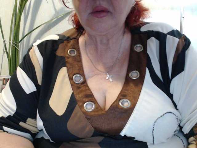 PeggySoft live cam on BongaCams