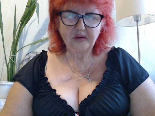 PeggySoft live cam on BongaCams