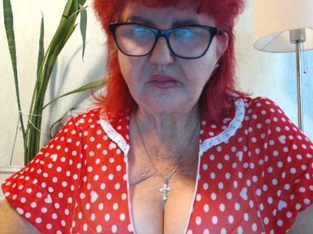 PeggySoft live cam on BongaCams