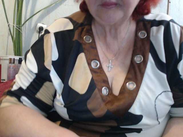 PeggySoft live cam on BongaCams