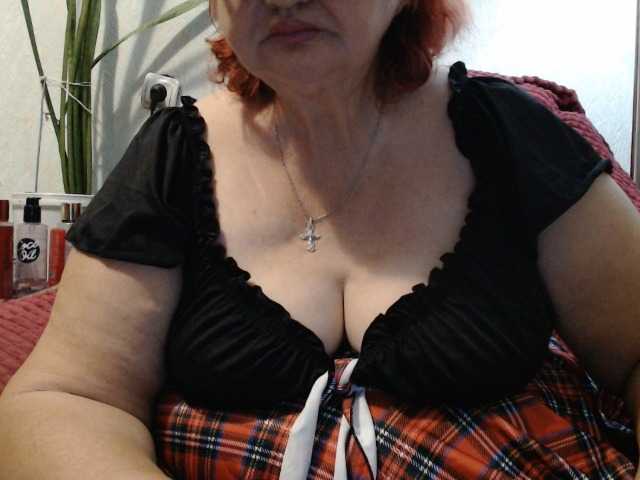 PeggySoft live cam on BongaCams
