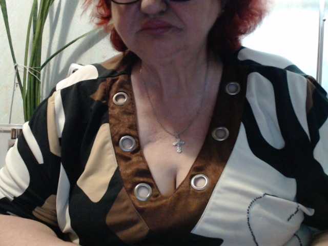 PeggySoft live cam on BongaCams
