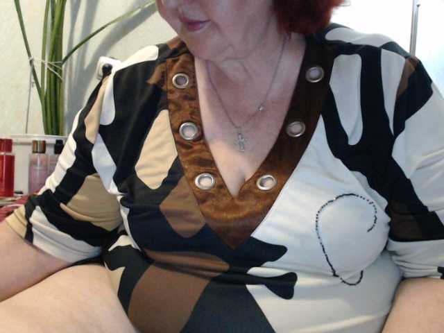 PeggySoft live cam on BongaCams