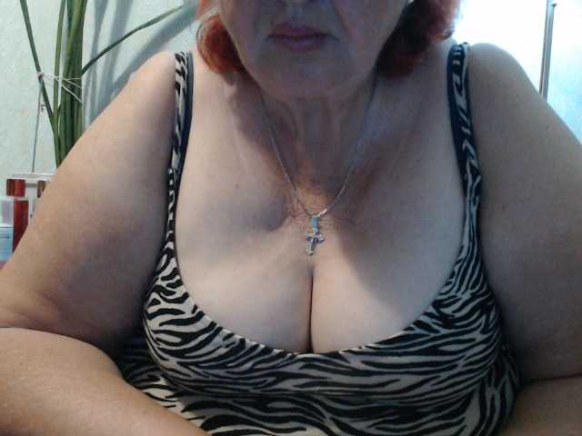 PeggySoft live cam on BongaCams