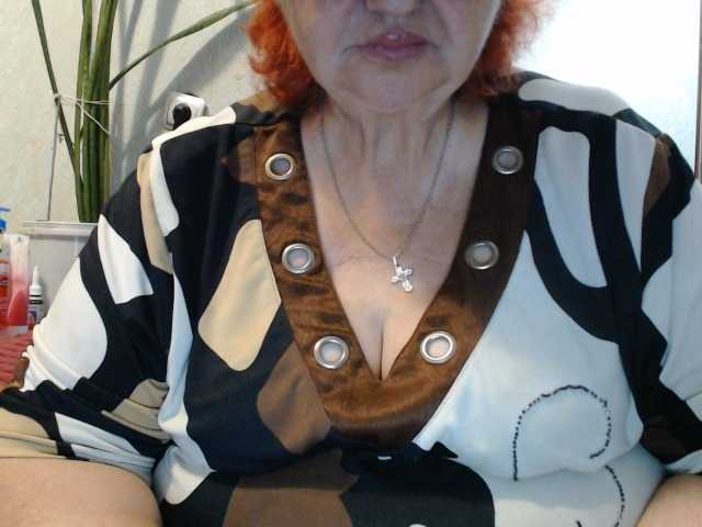 PeggySoft live cam on BongaCams