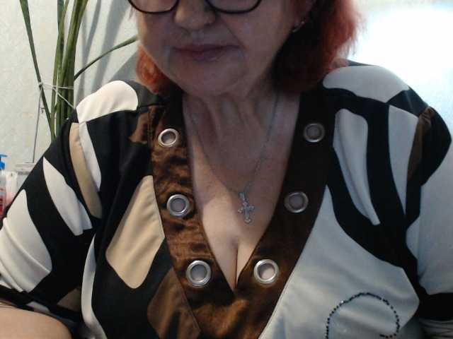 PeggySoft live cam on BongaCams